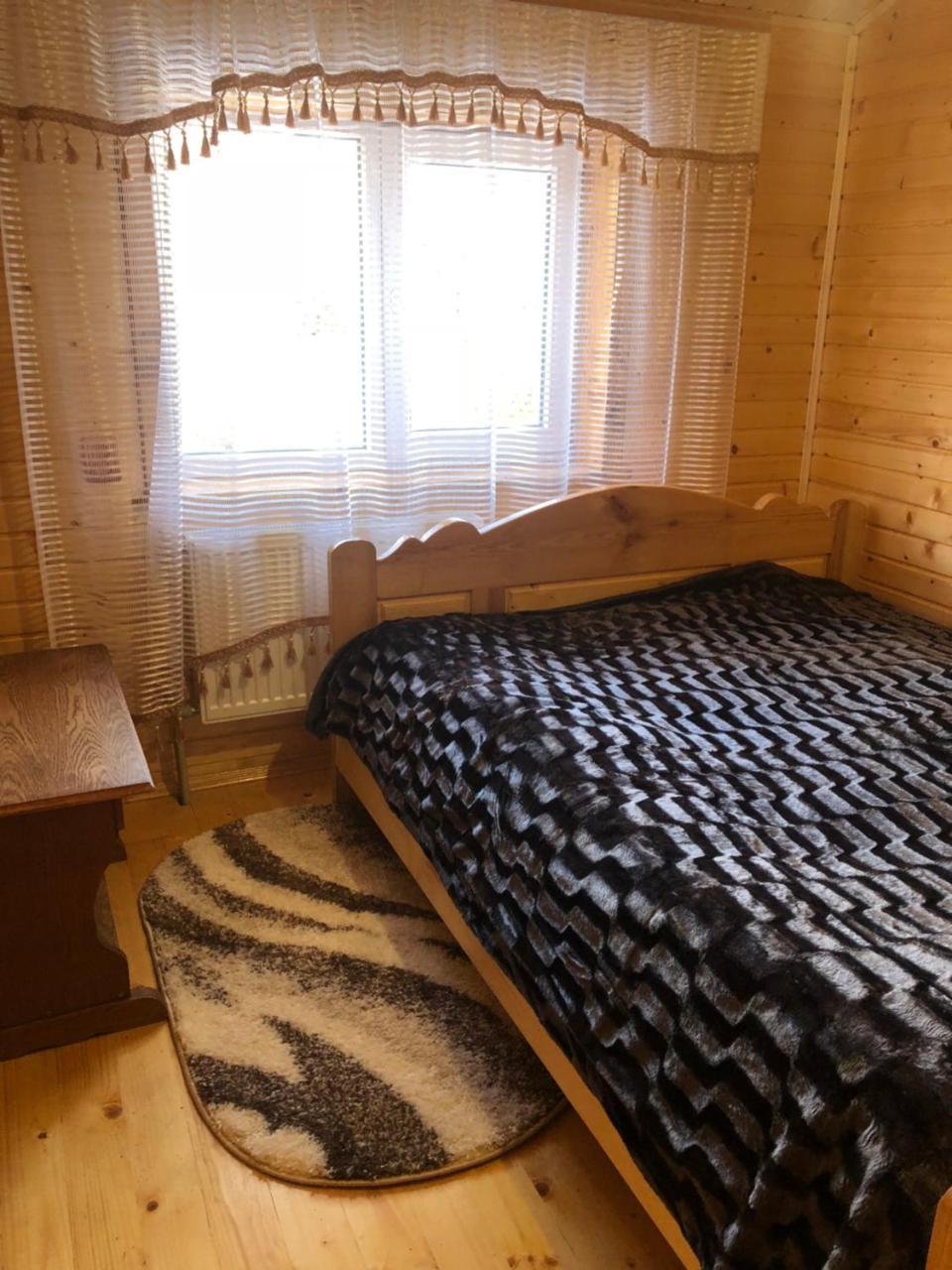 Sadyba Domashniy Zatyshok Pilipets Buitenkant foto
