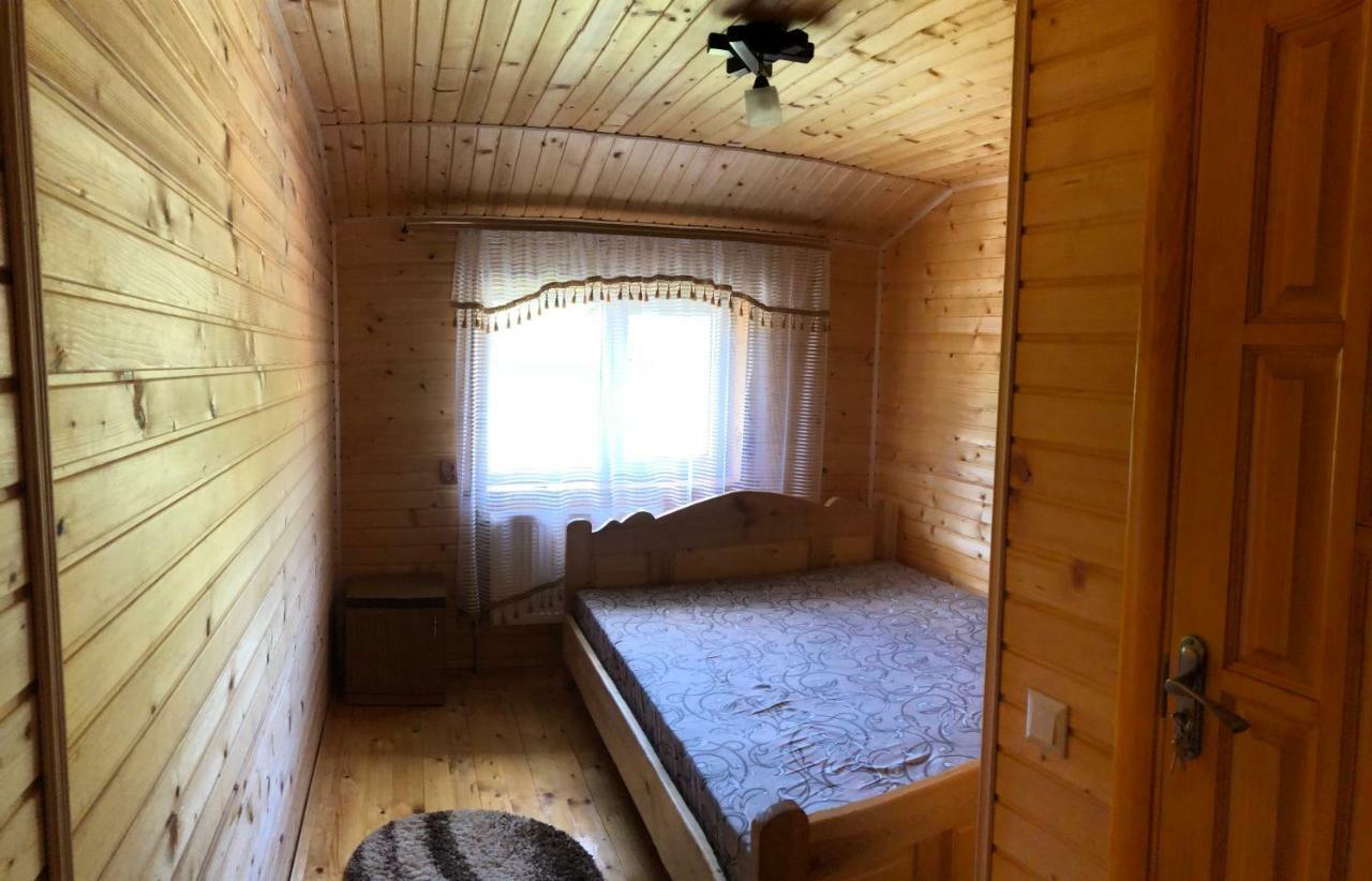 Sadyba Domashniy Zatyshok Pilipets Buitenkant foto