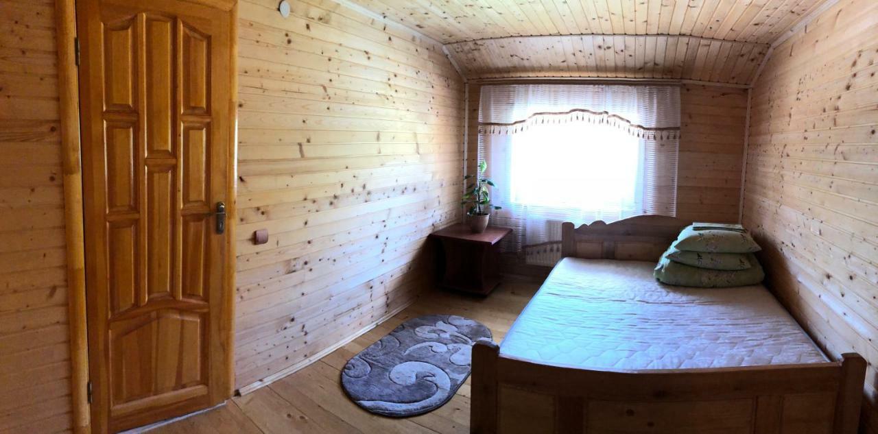 Sadyba Domashniy Zatyshok Pilipets Buitenkant foto