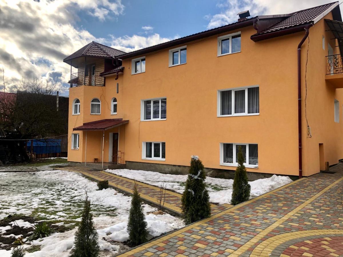 Sadyba Domashniy Zatyshok Pilipets Buitenkant foto