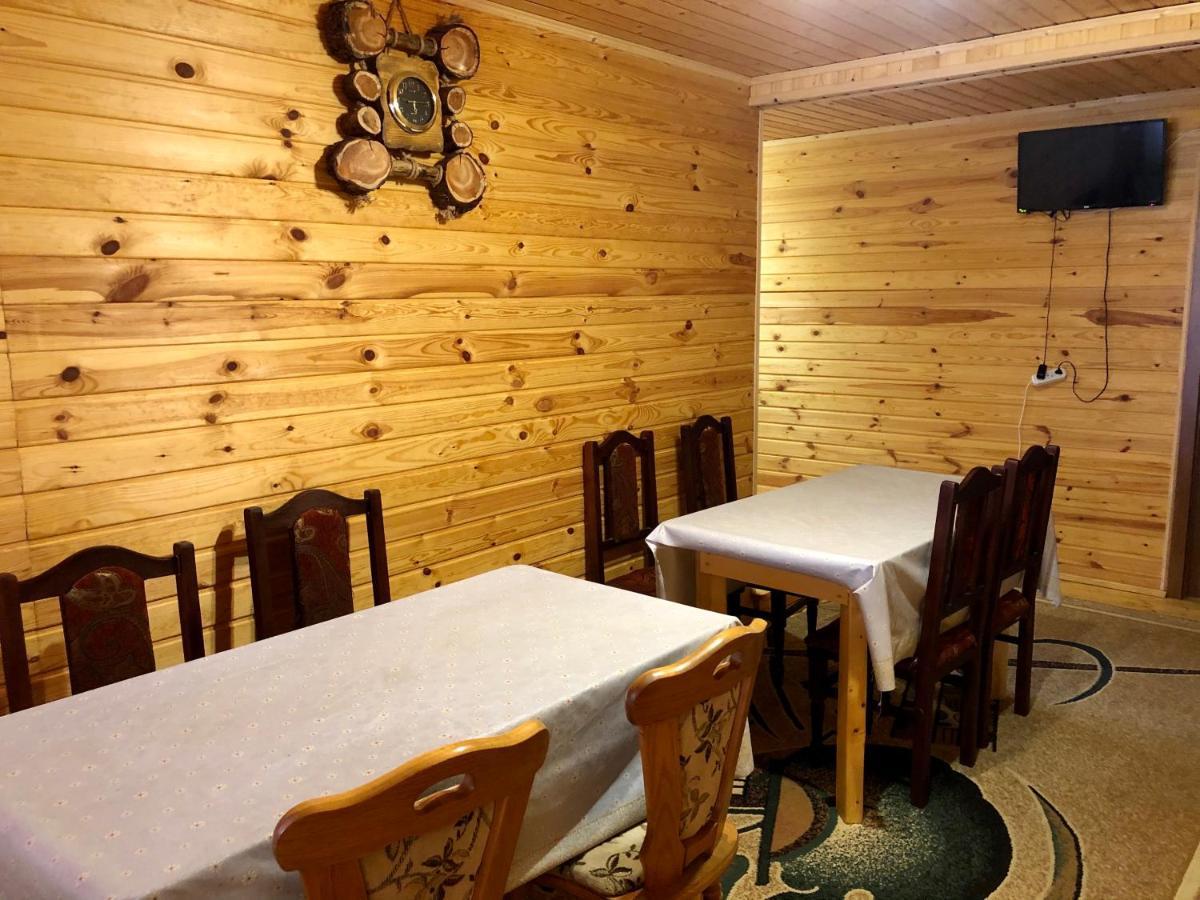 Sadyba Domashniy Zatyshok Pilipets Buitenkant foto