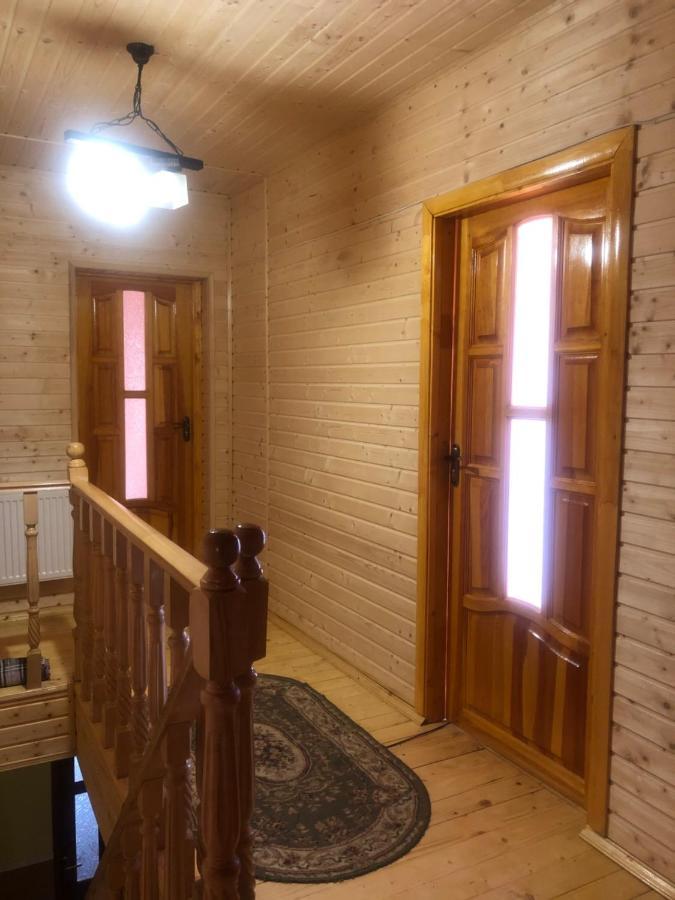 Sadyba Domashniy Zatyshok Pilipets Buitenkant foto