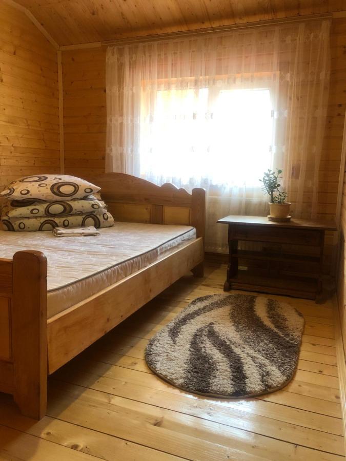 Sadyba Domashniy Zatyshok Pilipets Buitenkant foto